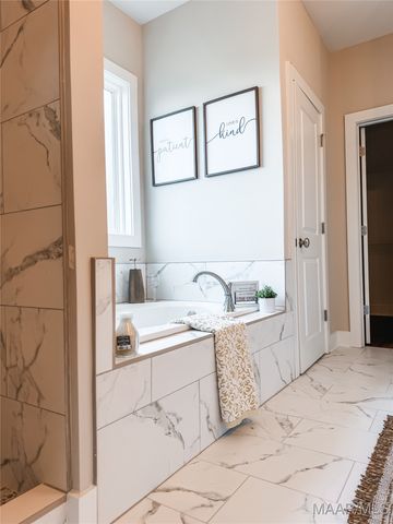 1379 Barret Park Way, Montgomery, AL 36117