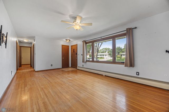 3113 8th Street N, Fargo, ND 58102