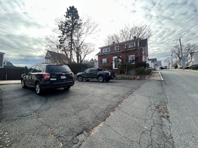 126 Lowell St UR, Peabody, MA 01960