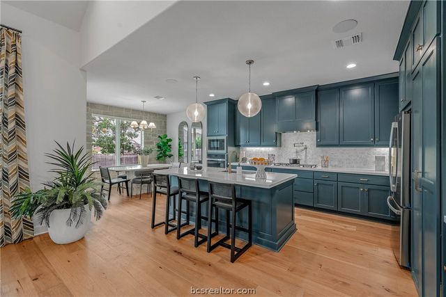 1709 Hidalgo Pass Court, College Station, TX 77845