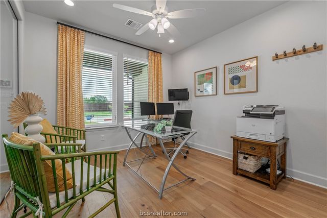 1709 Hidalgo Pass Court, College Station, TX 77845