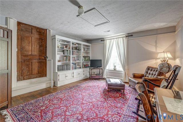 23 Courthouse Cir, Buckingham, VA 23040