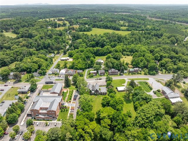 23 Courthouse Cir, Buckingham, VA 23040