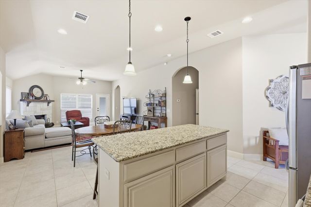 1004 Longhorn Drive, Aubrey, TX 76227