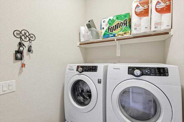 1004 Longhorn Drive, Aubrey, TX 76227