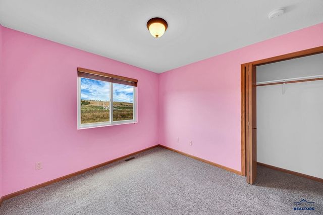5103 MISTY WOODS LN, Rapid City, SD 57701
