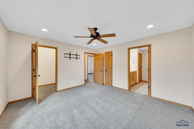 5103 MISTY WOODS LN, Rapid City, SD 57701