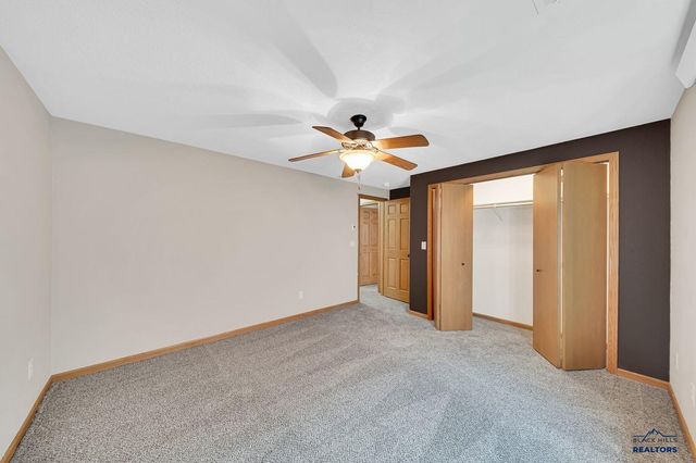5103 MISTY WOODS LN, Rapid City, SD 57701