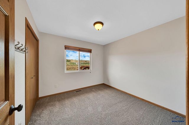 5103 MISTY WOODS LN, Rapid City, SD 57701