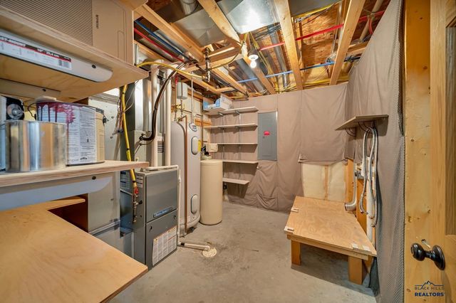 5103 MISTY WOODS LN, Rapid City, SD 57701