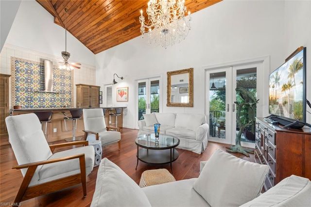 1428 Albatross RD, Sanibel, FL 33957