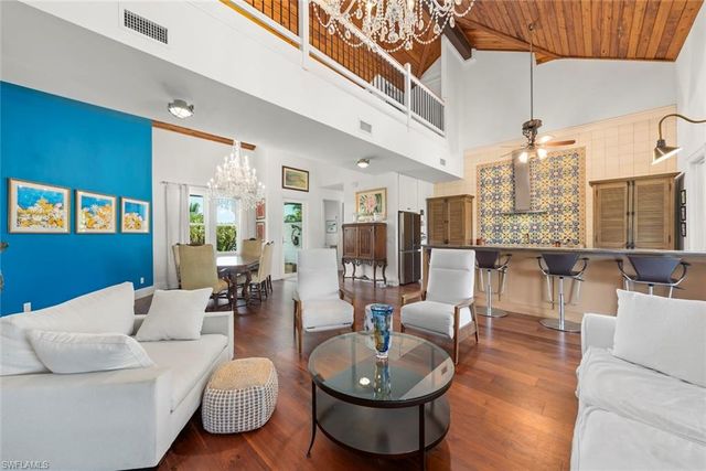 1428 Albatross RD, Sanibel, FL 33957