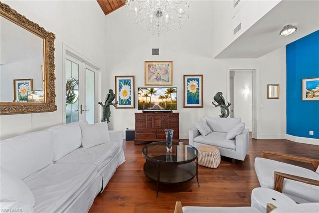 1428 Albatross RD, Sanibel, FL 33957