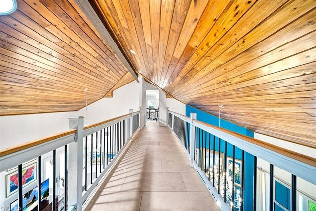 1428 Albatross RD, Sanibel, FL 33957