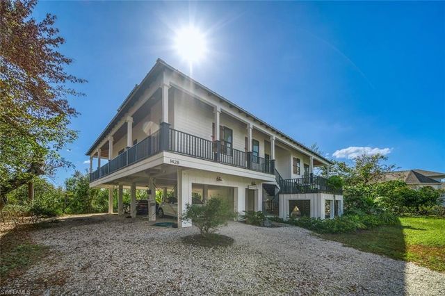 1428 Albatross RD, Sanibel, FL 33957