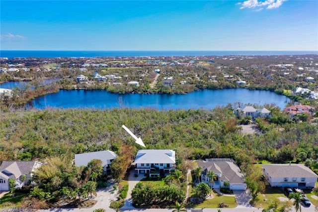 1428 Albatross RD, Sanibel, FL 33957