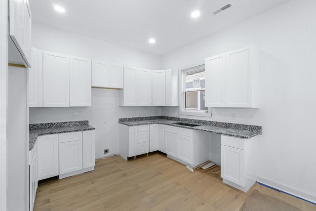 2006 E 12th St Street, Chattanooga, TN 37404