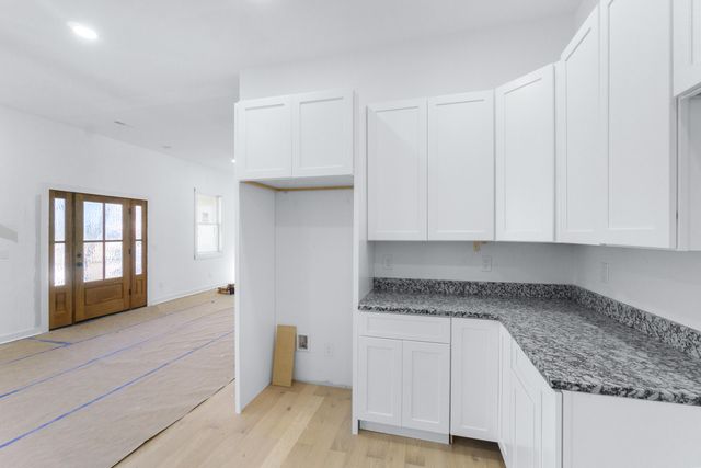 2006 E 12th St Street, Chattanooga, TN 37404