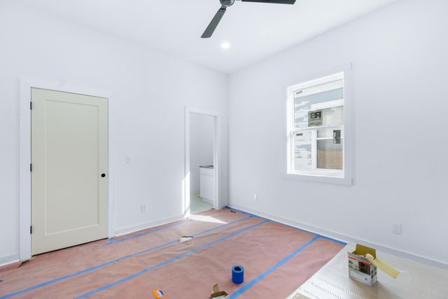 2006 E 12th St Street, Chattanooga, TN 37404