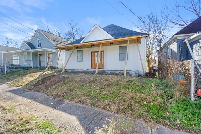 2006 E 12th St Street, Chattanooga, TN 37404