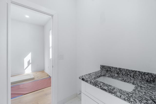 2006 E 12th St Street, Chattanooga, TN 37404