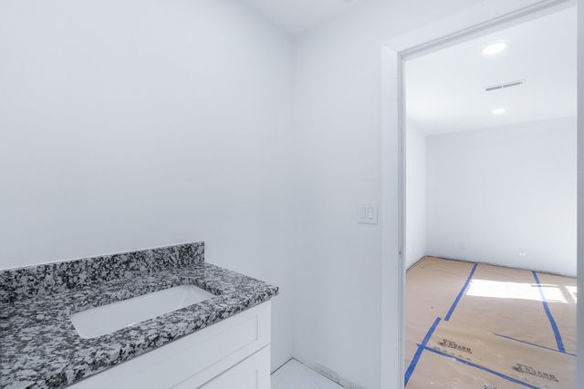 2006 E 12th St Street, Chattanooga, TN 37404