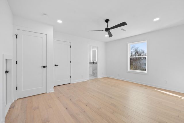 2006 E 12th St Street, Chattanooga, TN 37404