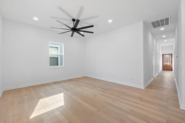 2006 E 12th St Street, Chattanooga, TN 37404