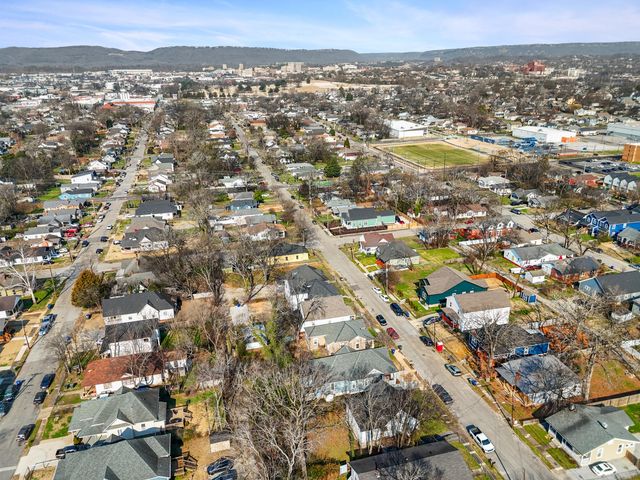 2006 E 12th St Street, Chattanooga, TN 37404