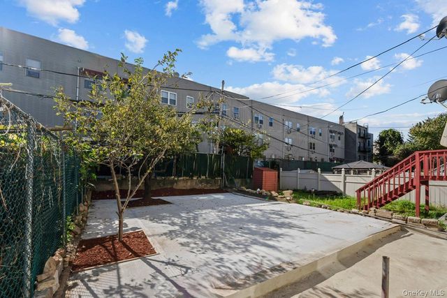 180 SUMPTER ST 5 FAM, Brooklyn, NY 11233