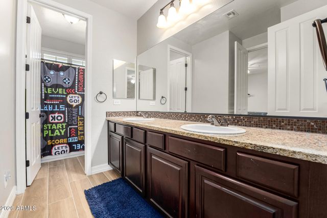 12904 W CHUCKS Avenue, Peoria, AZ 85383