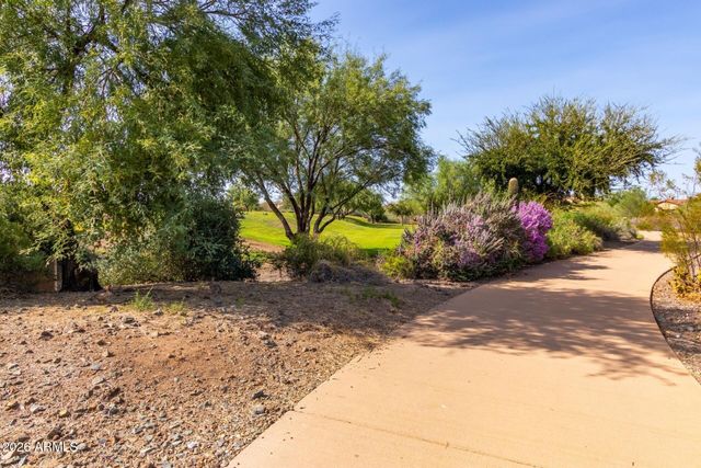 12904 W CHUCKS Avenue, Peoria, AZ 85383