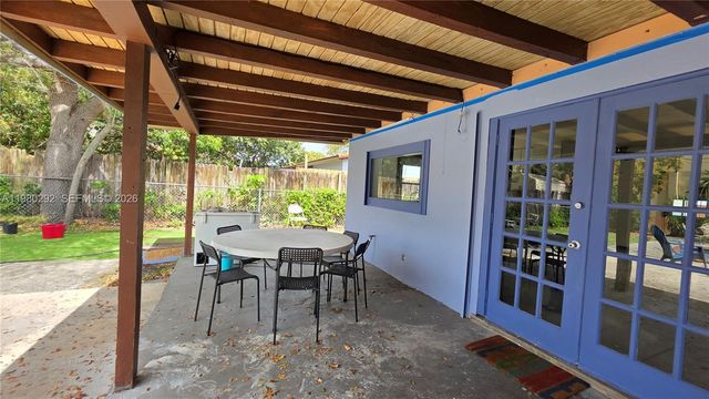 2100 N 62nd Ave, Hollywood, FL 33024