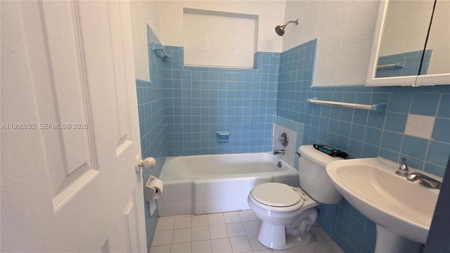 2100 N 62nd Ave, Hollywood, FL 33024