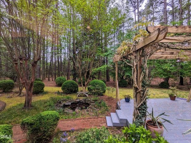 4901 Stoneridge Drive, Raleigh, NC 27612