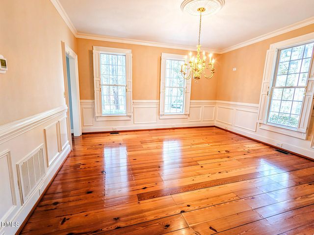 4901 Stoneridge Drive, Raleigh, NC 27612