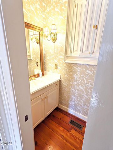 4901 Stoneridge Drive, Raleigh, NC 27612