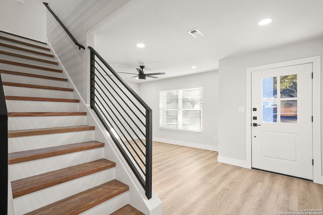 523 Las Puertas, San Antonio, TX 78245