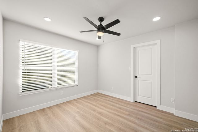 523 Las Puertas, San Antonio, TX 78245