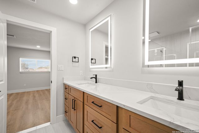 523 Las Puertas, San Antonio, TX 78245