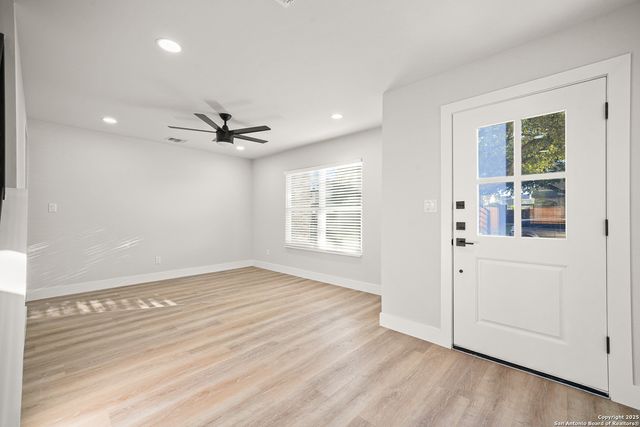 523 Las Puertas, San Antonio, TX 78245