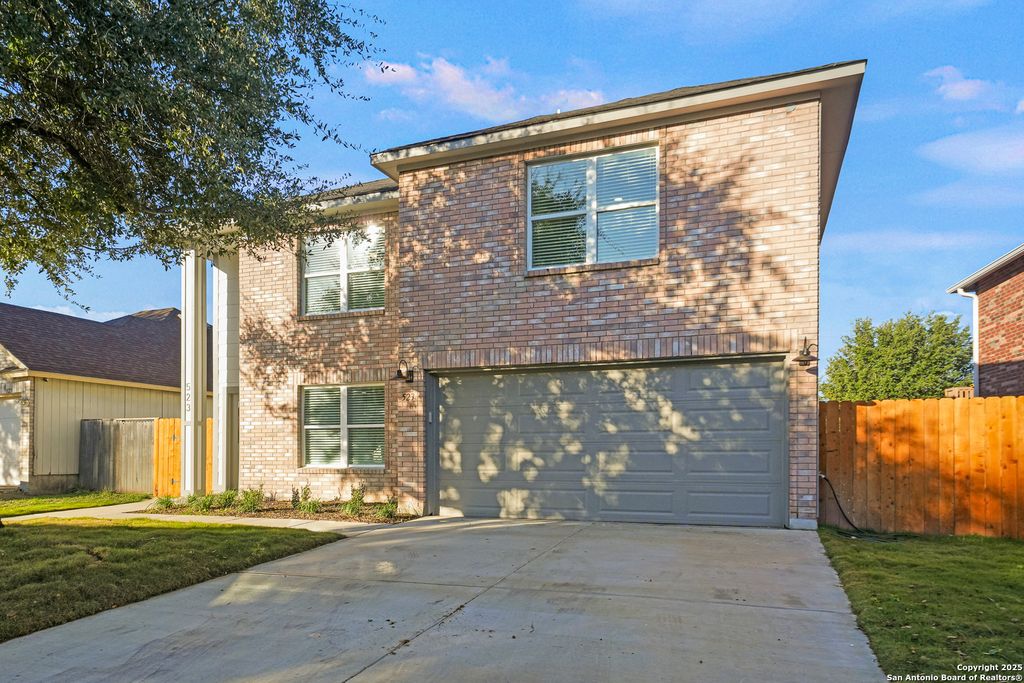 523 Las Puertas, San Antonio, TX 78245