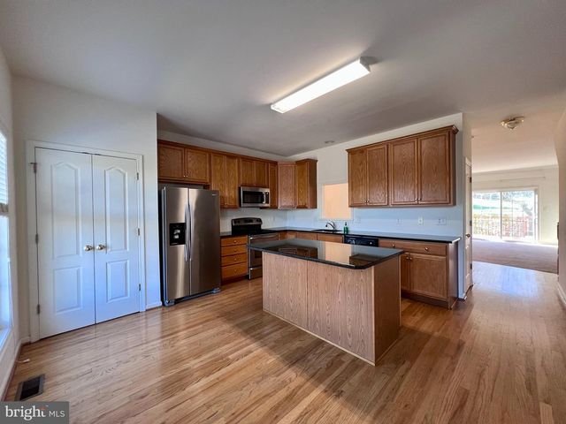 152 PUMPKIN PATCH LN, Hockessin, DE 19707