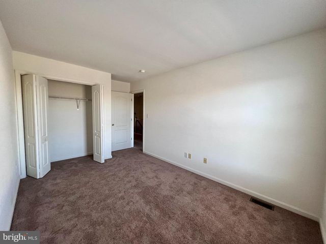152 PUMPKIN PATCH LN, Hockessin, DE 19707