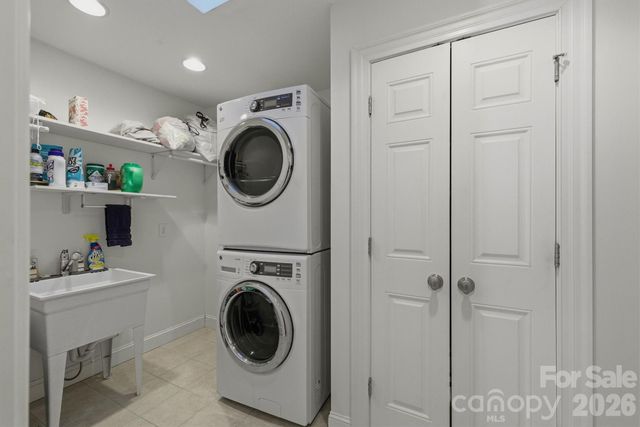 136 Mimosa Hills Drive, Morganton, NC 28655