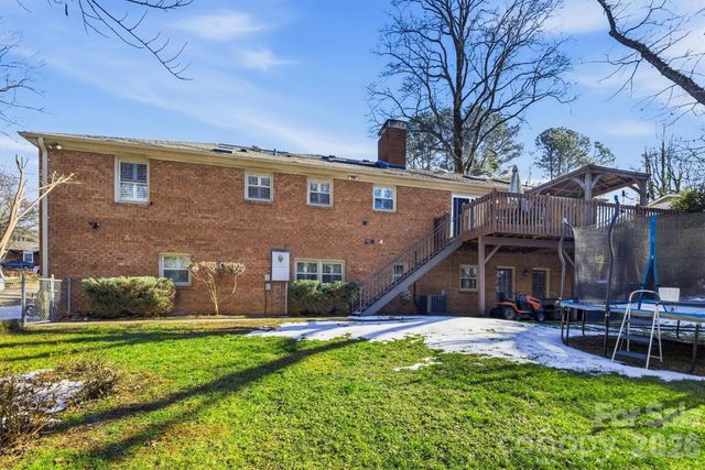 136 Mimosa Hills Drive, Morganton, NC 28655