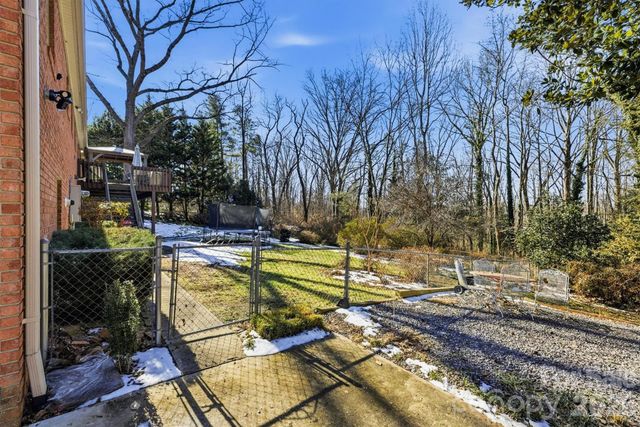 136 Mimosa Hills Drive, Morganton, NC 28655