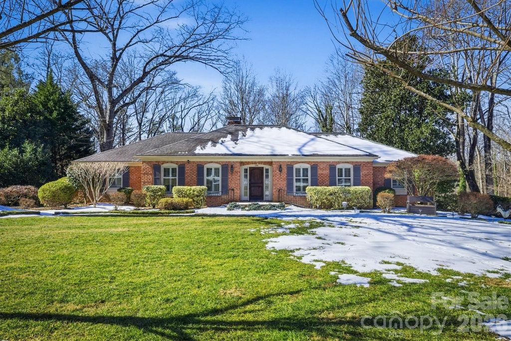 136 Mimosa Hills Drive, Morganton, NC 28655