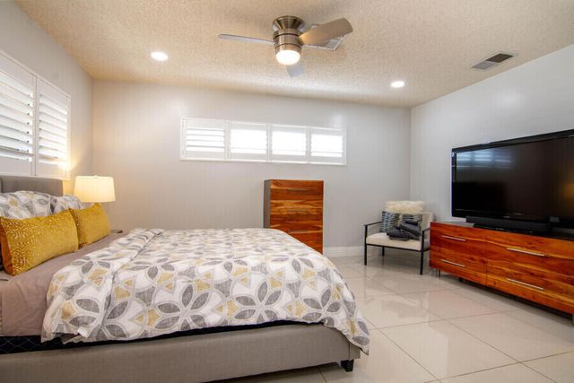 263 E Morongo Road, Palm Springs, CA 92264
