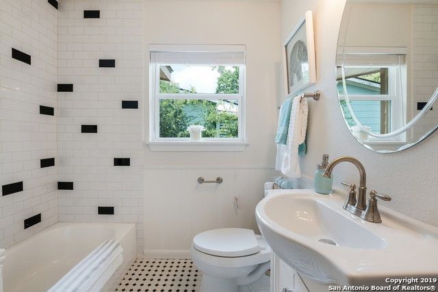 743 Robinhood, San Antonio, TX 78209